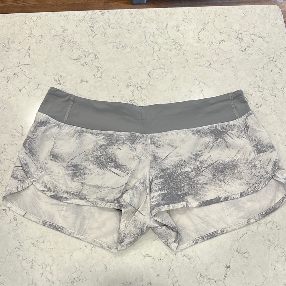 Women's Gray Patterned Shorts